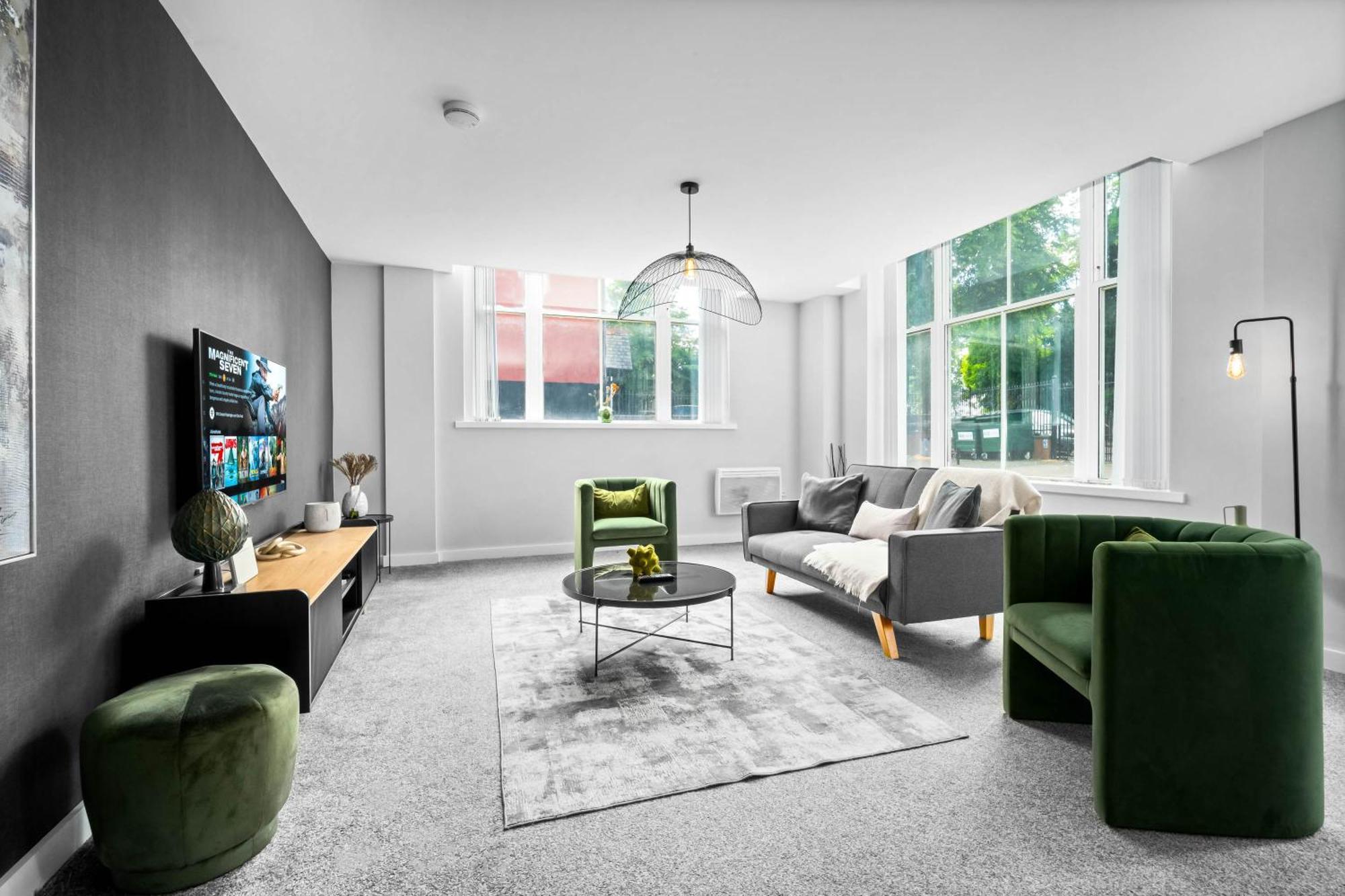 Luxury Apartment - Secure Parking - Gated Development - Near Jq & Birmingham City Centre 6Sh Extérieur photo